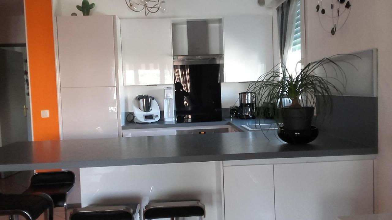Location Chambre 2 Personnes Chez Angela 戛纳 外观 照片